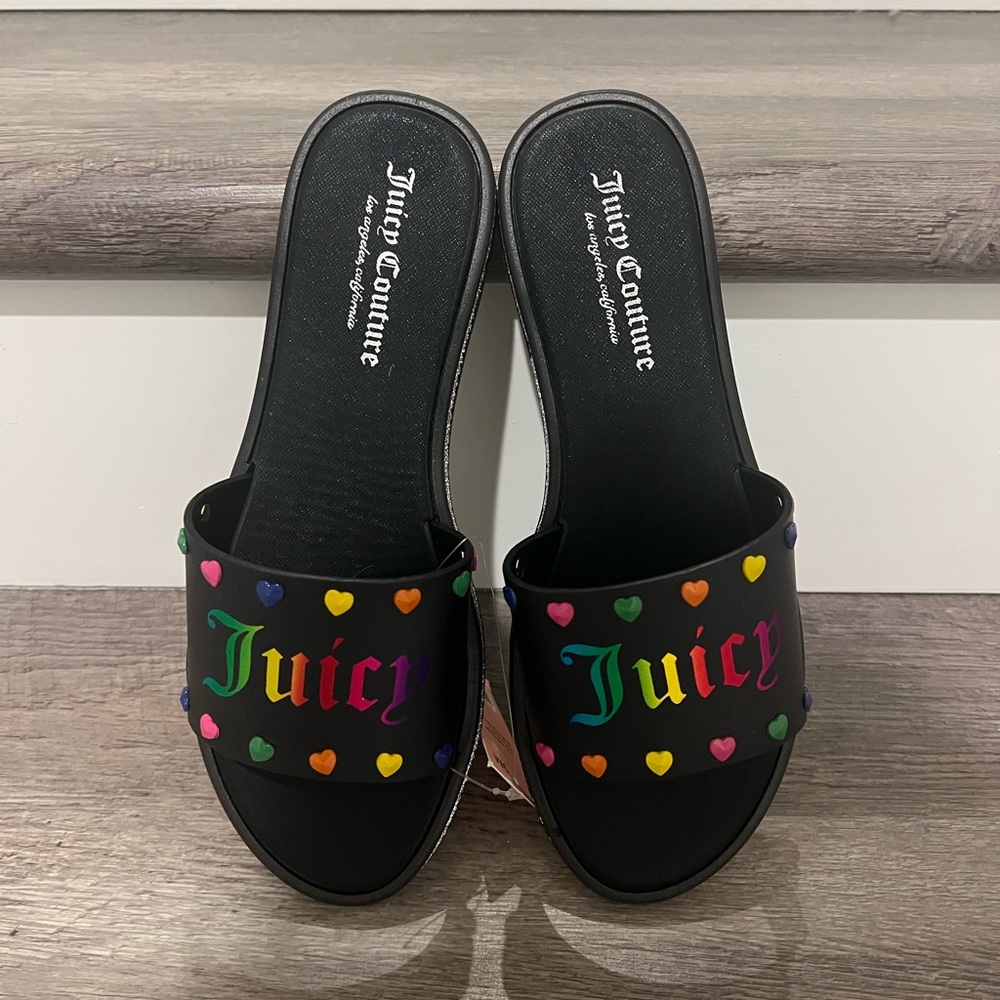 Juicy Couture Black Sandals with Multicolor Hearts